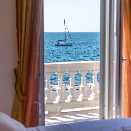 Breath Of The Sea * Piran